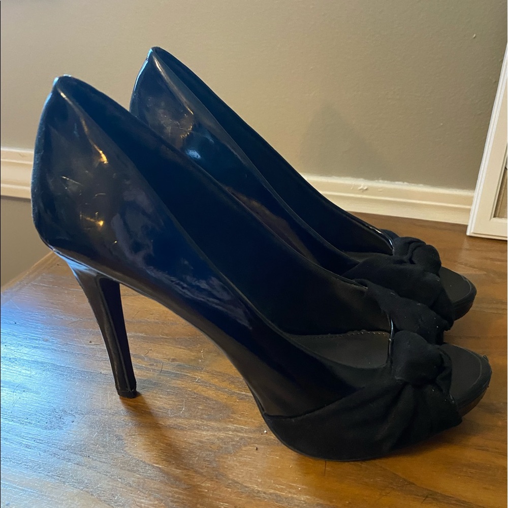 Black heels